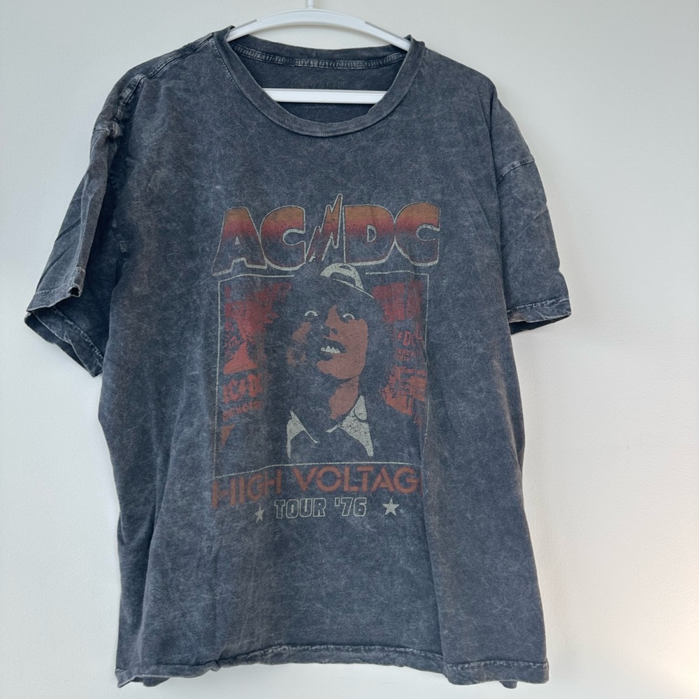 AC/DC Vintage Graphic Tee